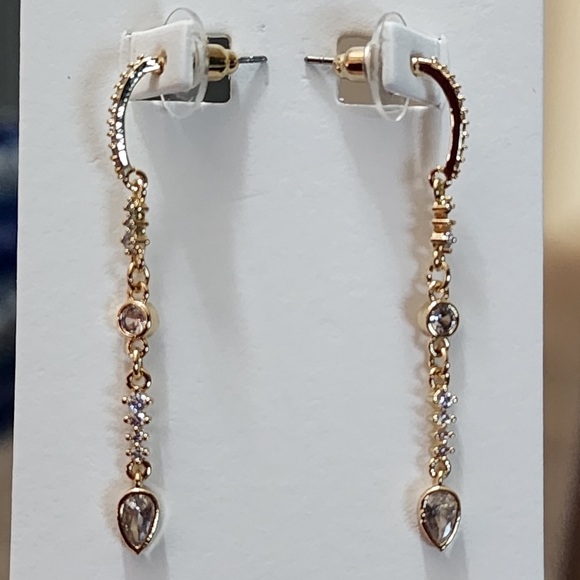 Express Gold Rhinestone dangle earrings NWT - Picture 5 of 14